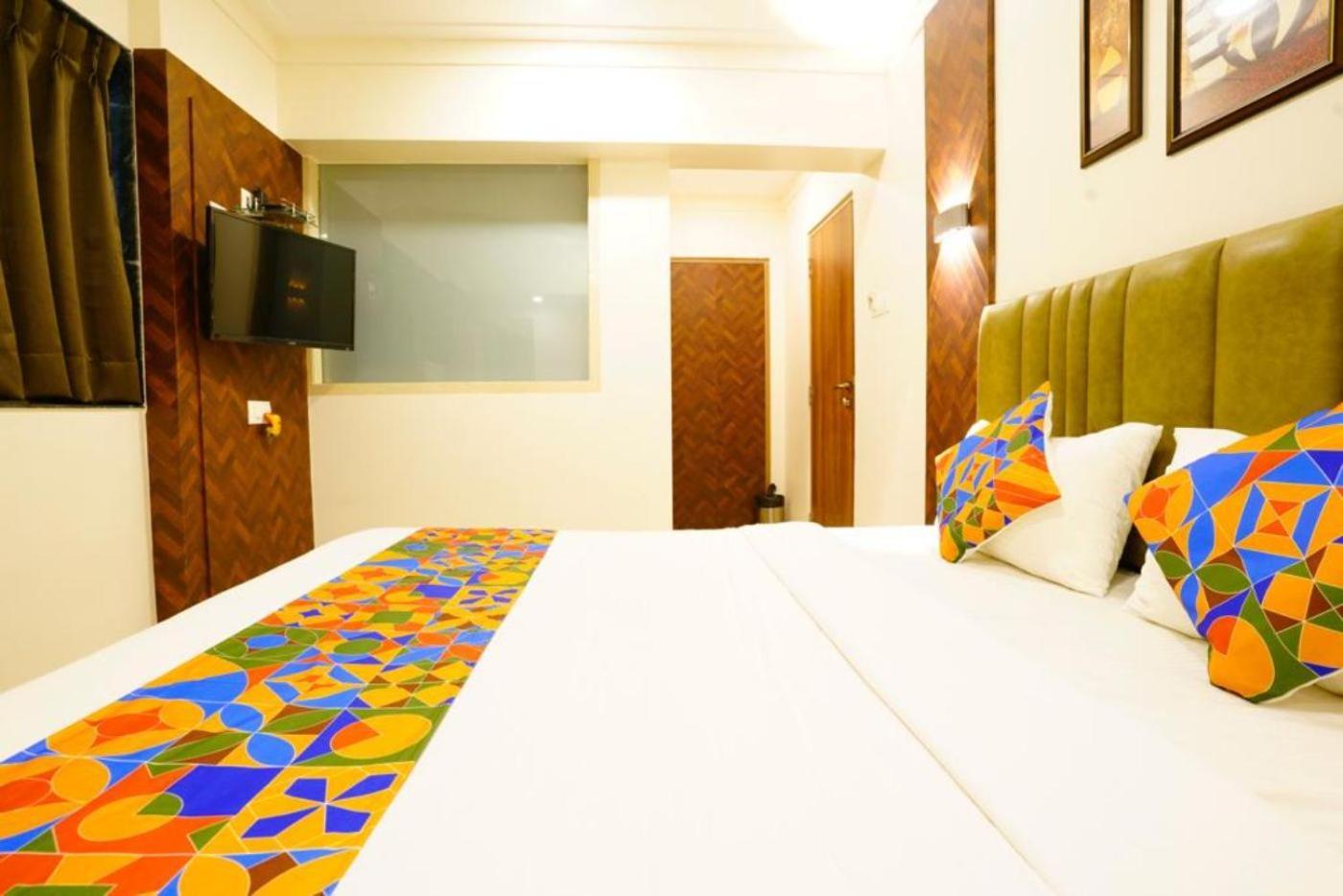 Hotel Diamora Residency ธาเน ภายนอก รูปภาพ